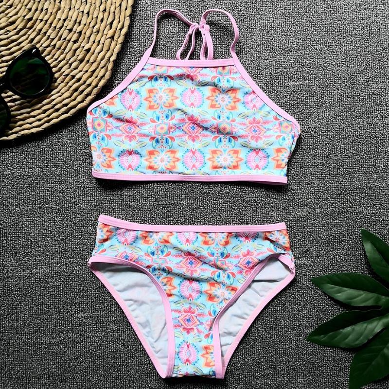 5- Years Swimsuit Girls Kids Two Piece Children's Swimwear Print Girl Bikini Set Crop Top Bathing Suit For Swimming One-Piece Suits
5- Years Swimsuit Girls Kids Two Piece Children's Swimwear Print Girl Bikini Set Crop Top Bathing Suit For Swimming One-Piece Suits