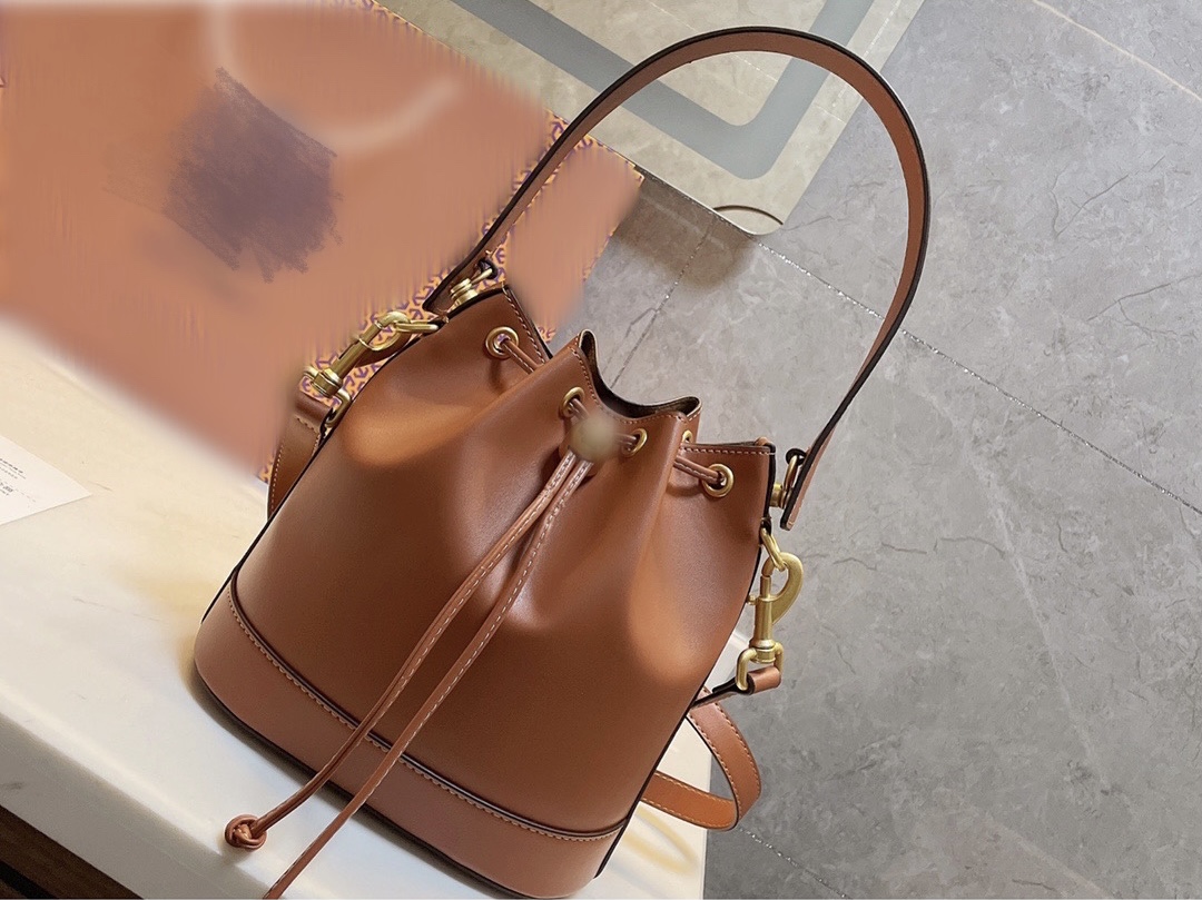 Luxurys Designers Crossbody Bags Black White Brown BucketBag Fashion Lady Shoulder Bag with gift box
Luxurys Designers Crossbody Bags Black White Brown BucketBag Fashion Lady Shoulder Bag with gift box