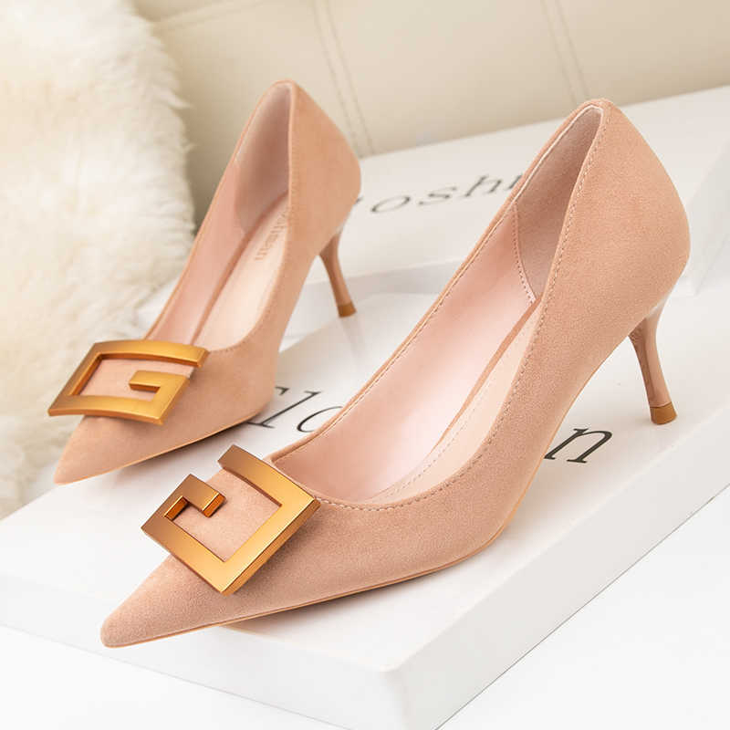Women's High Heels Pumps Sexy Party Office Ladies 2020 Brand Luxury Designers Woman Thin Heels Pointed Toe Fashion Summer Shoes Y0611, Black 6cm
Women's High Heels Pumps Sexy Party Office Ladies 2020 Brand Luxury Designers Woman Thin Heels Pointed Toe Fashion Summer Shoes Y0611, Black 6cm