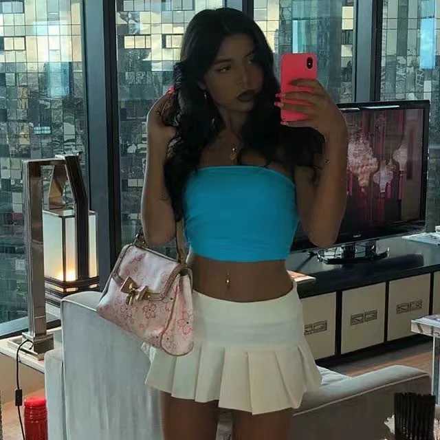 Women Super Pleated Mini Skirt in White / Black 210619