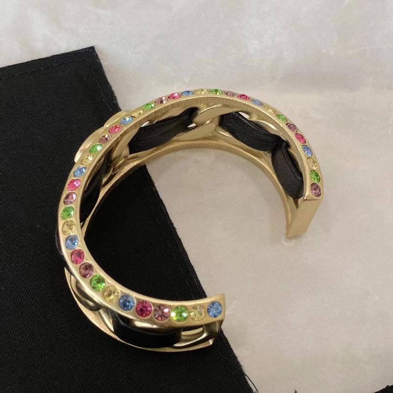 Bangle 2021 Gold Color Black Leather Design Jewelry Bracelet Big Cuff Colorful Crystal Top Quality
Bangle 2021 Gold Color Black Leather Design Jewelry Bracelet Big Cuff Colorful Crystal Top Quality