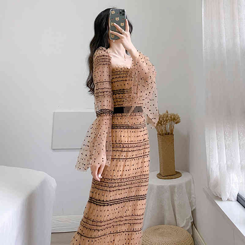 Arrive Autumn High Quality Sequins Dot Dress Women's Flared Long sleeve Runway Vestidos 210520