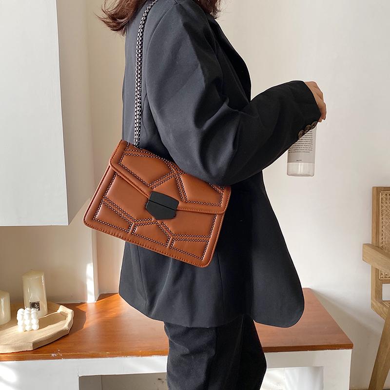 Evening Bags Designer Women Luxury Small Pu Leather Shoulder High Quality Rivet Female Messenger Fashion Ladies Chain Crossbody Bag, Black
Evening Bags Designer Women Luxury Small Pu Leather Shoulder High Quality Rivet Female Messenger Fashion Ladies Chain Crossbody Bag, Black