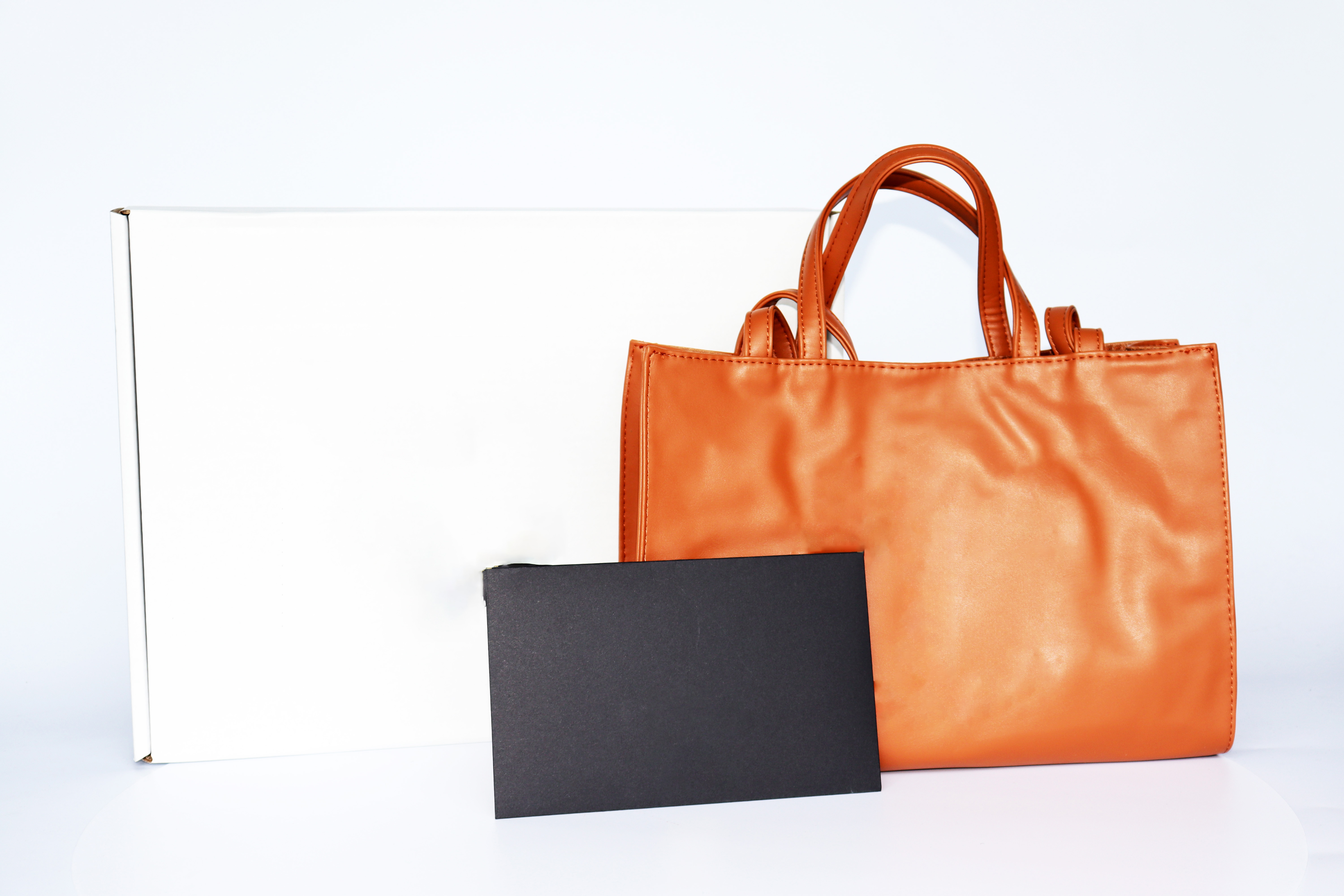 2021 Women Designer top Tel bags Womens Purse Tote handbags Fashion Style Luxury bag Pu Leather High Quality far handbag wholesale lianquan001, Grey
2021 Women Designer top Tel bags Womens Purse Tote handbags Fashion Style Luxury bag Pu Leather High Quality far handbag wholesale lianquan001, Grey