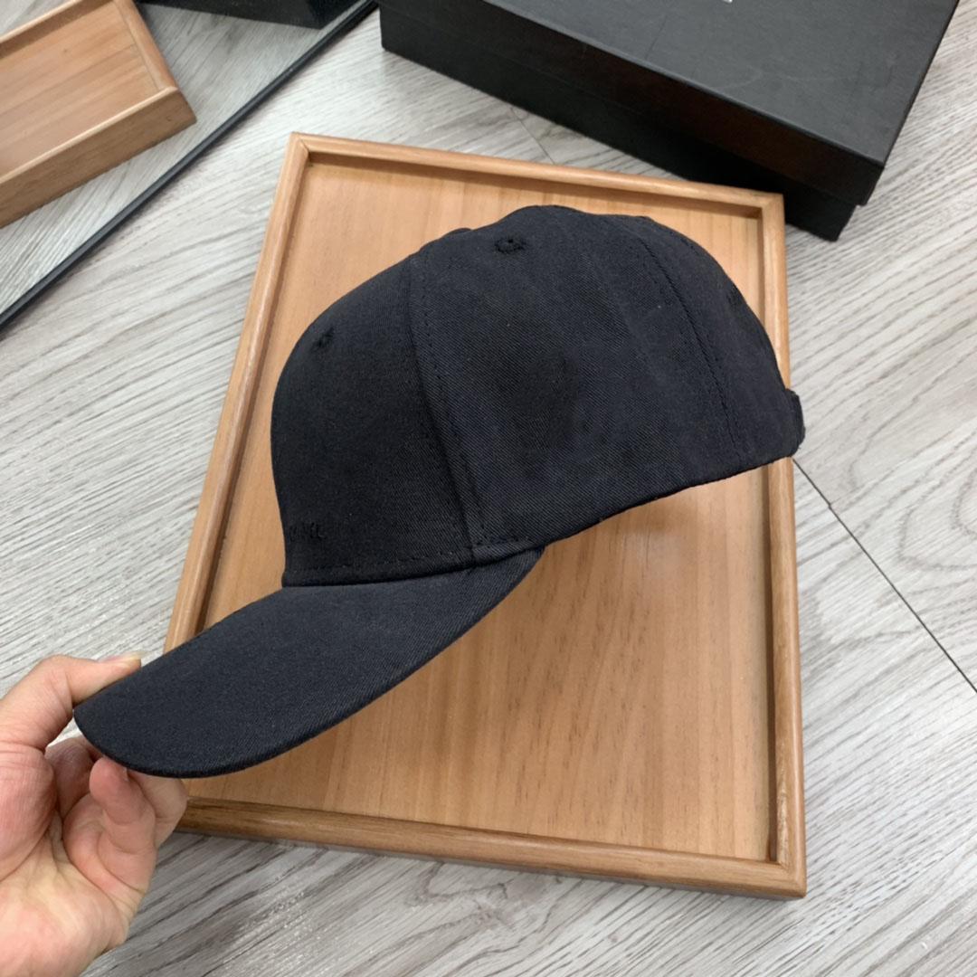 Ball Cap Designers Caps Hats Mens Baseball Cap Men Women Hat hat sun cap summer sandy fashion beach 2 colors 2021, Extra costs
Ball Cap Designers Caps Hats Mens Baseball Cap Men Women Hat hat sun cap summer sandy fashion beach 2 colors 2021, Extra costs