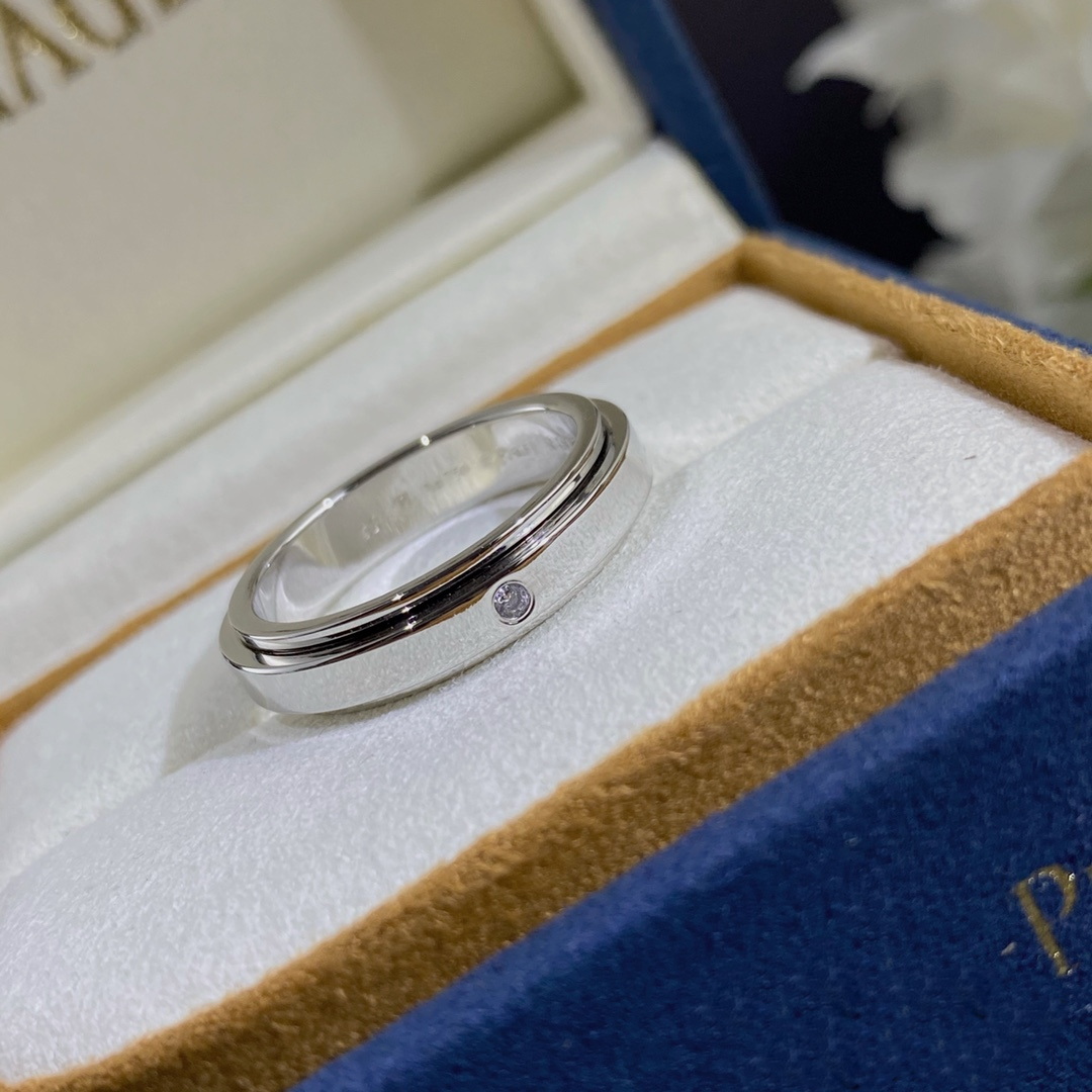 possession series ring rotatable PIAGE extremely 18K gold plated sterling silver Top quality Luxury jewelry brand designer Solitaire diamond rings exquisite gift
possession series ring rotatable PIAGE extremely 18K gold plated sterling silver Top quality Luxury jewelry brand designer Solitaire diamond rings exquisite gift
