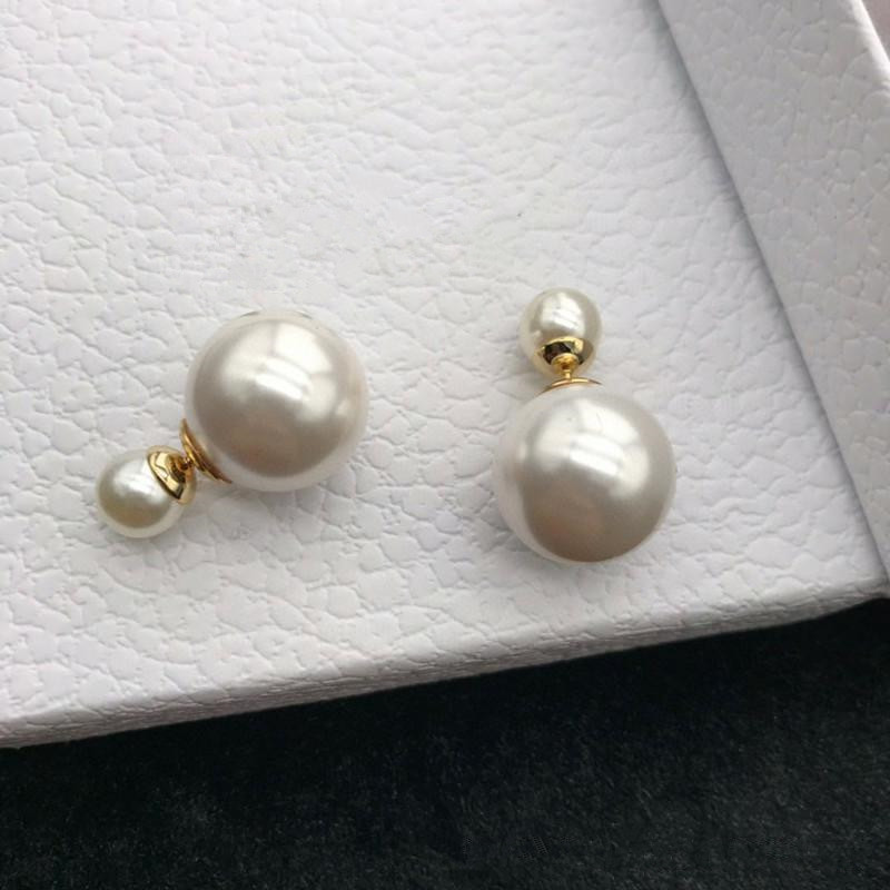 Fashion white pearl d letter Earrings Jewelry suitable for women's Wedding Design Earrings
Fashion white pearl d letter Earrings Jewelry suitable for women's Wedding Design Earrings
