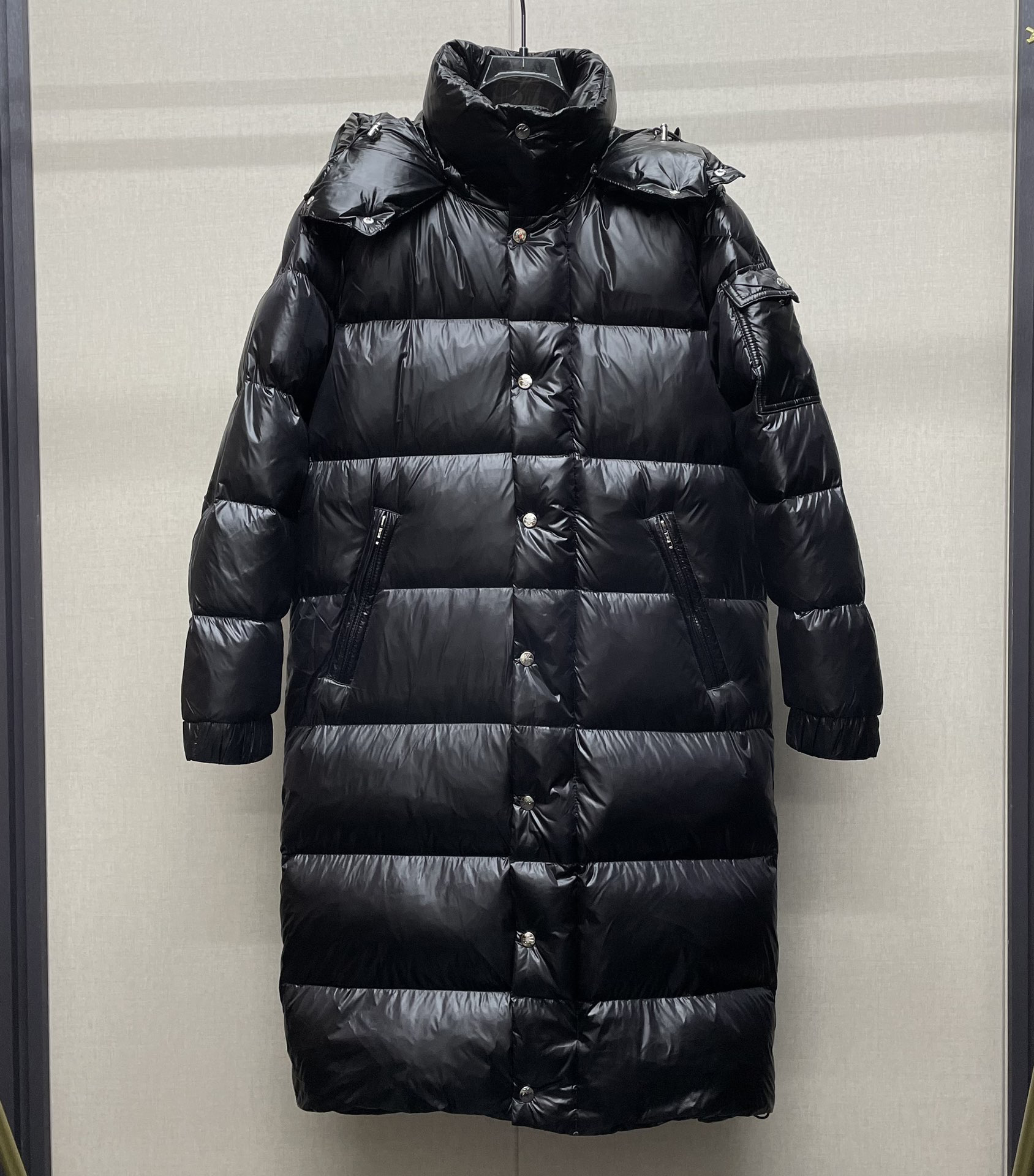 Designer mens doudoune clothing parka winter classic puffer jacket womens waterproof casual feather coat unisex outerwear warm long black ou
Designer mens doudoune clothing parka winter classic puffer jacket womens waterproof casual feather coat unisex outerwear warm long black ou