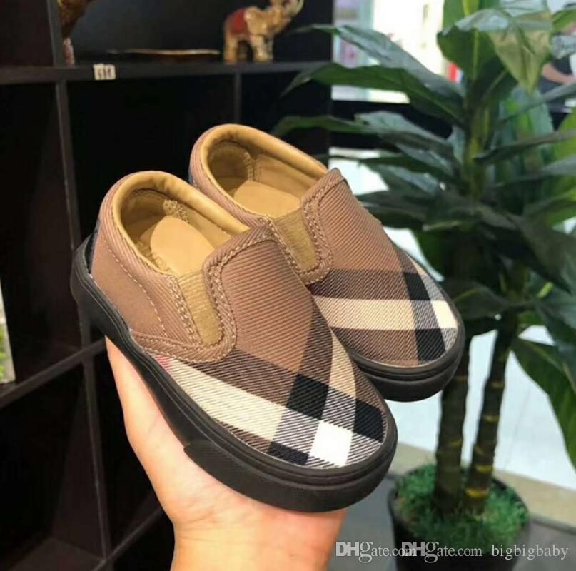 Children's Shoes 2021 New Luxury Designer Genuine leather boys/girls Shoes High-quality Handmade Stitching Pattern Kids Shoes Canvas Shoe, Black;red
Children's Shoes 2021 New Luxury Designer Genuine leather boys/girls Shoes High-quality Handmade Stitching Pattern Kids Shoes Canvas Shoe, Black;red