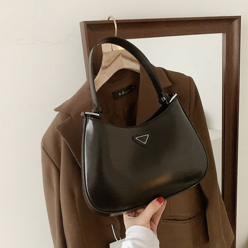 2021 classic women Milan design crossbody bags backpack handbags shoulder high quality womens handbag fashion retro travel underarm bag
2021 classic women Milan design crossbody bags backpack handbags shoulder high quality womens handbag fashion retro travel underarm bag