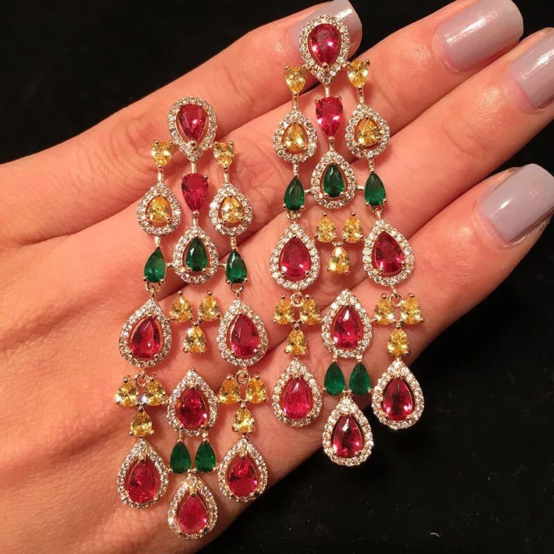 Funmode Trendy Celebrity Favorite Cubic Zirconia Women Stud for Wedding Tassel Earrings pendientes mujer mod 2019 F045E
Funmode Trendy Celebrity Favorite Cubic Zirconia Women Stud for Wedding Tassel Earrings pendientes mujer mod 2019 F045E