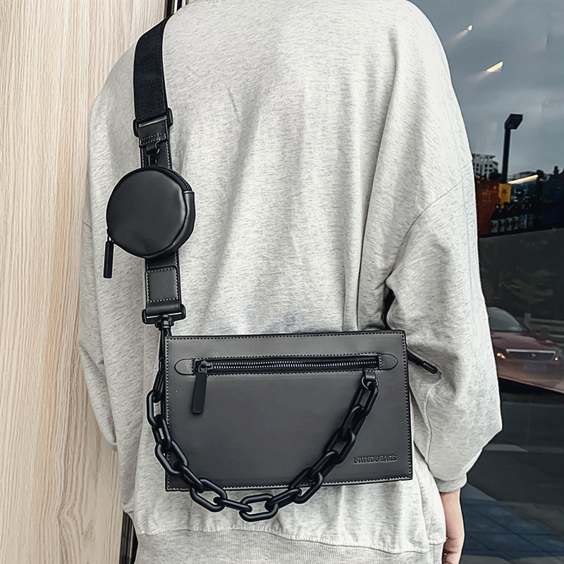 amylulubb HBP wholesale Fashionable bags chain shoulder bag boys personality all-match men's crossbody bag trend Zipper Mobile phone pocket ID slot, Freight make up the difference (not for
amylulubb HBP wholesale Fashionable bags chain shoulder bag boys personality all-match men's crossbody bag trend Zipper Mobile phone pocket ID slot, Freight make up the difference (not for