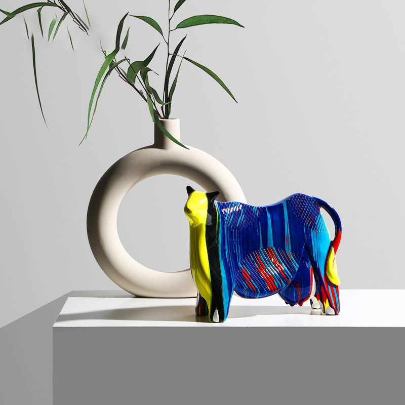Art Abstract Cow Ornaments Animal Creative Nordic Living Room TV Cabinet Hallway Desktop Home Soft Furnishings Crafts
Art Abstract Cow Ornaments Animal Creative Nordic Living Room TV Cabinet Hallway Desktop Home Soft Furnishings Crafts