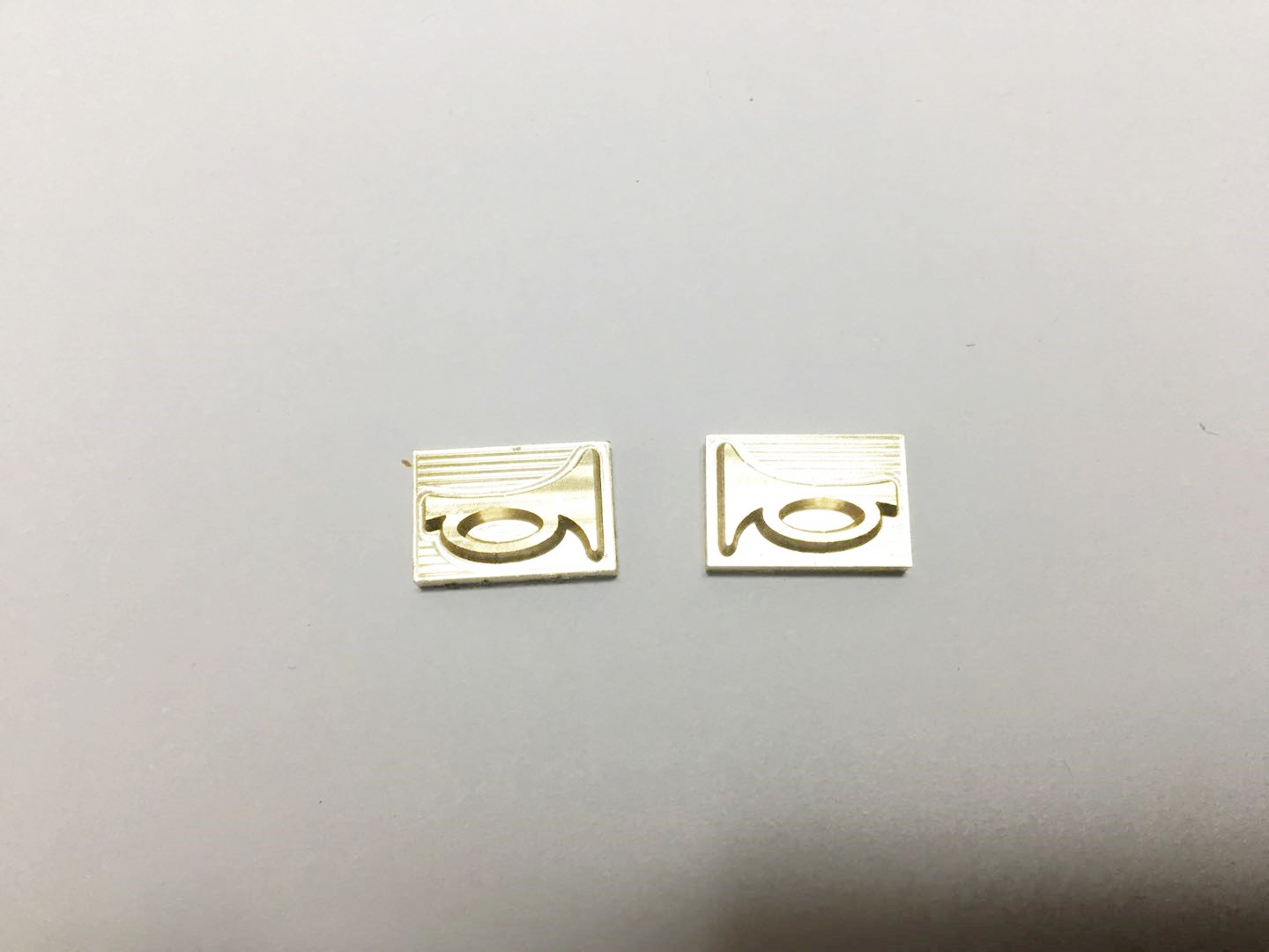 Car Logo Stamp SRS Airbag Brass Mould For Dashboard Steering Wheel Cover D96-D112
Car Logo Stamp SRS Airbag Brass Mould For Dashboard Steering Wheel Cover D96-D112