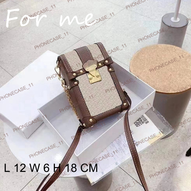 Textile Wallet handbag cases with Fashion Brand designer Beautiful case suitable for all iphone 11 12 Pro max 11P 12P X xs XSmax xr 8plus 8
Textile Wallet handbag cases with Fashion Brand designer Beautiful case suitable for all iphone 11 12 Pro max 11P 12P X xs XSmax xr 8plus 8