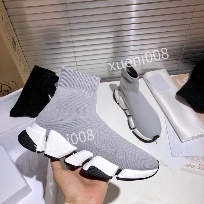 2021 Designers Camouflage Sneakers Men Women Rivet Shoes Studded Flats Casual Shoe Mesh Camo Suede Leather Trainers Rockrunner Chauss fz201005, Choose the color
2021 Designers Camouflage Sneakers Men Women Rivet Shoes Studded Flats Casual Shoe Mesh Camo Suede Leather Trainers Rockrunner Chauss fz201005, Choose the color