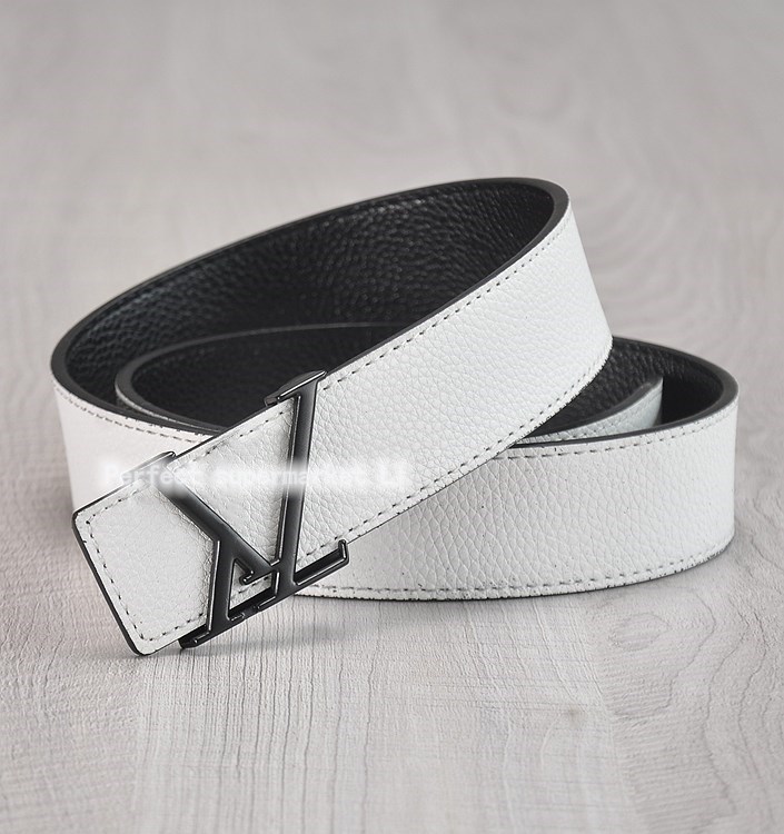 2021 Fashion men male belts mens belt , women casual jeans business belt,gold silver black smooth buckle female belt, No box
2021 Fashion men male belts mens belt , women casual jeans business belt,gold silver black smooth buckle female belt, No box