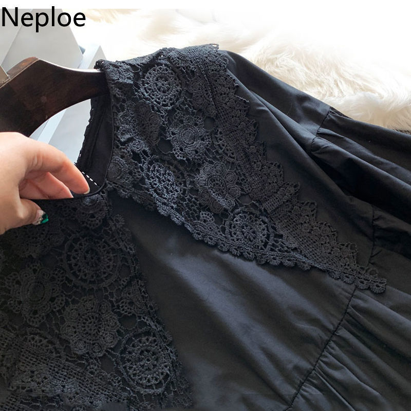 Neploe Plus Size Blouse Women Blusas Mujer De Moda Crochet Lace Shirt Lantern Sleeve Loose Blouses Japanese Black Long Tops 210422
