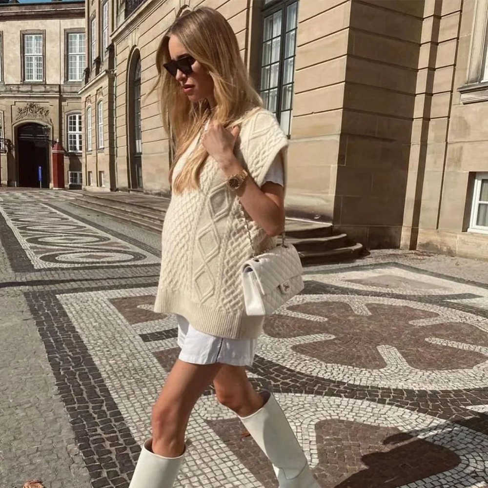Spring Winter Women Cable-Knit Sweater Vest Oversized V-Neck Woman Sweaters Casual Fashion Elegant Lady Pullover Tops 210709