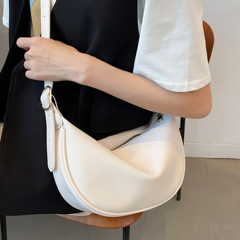 Evening Bags Luxury Women's Large-capacity Shoulder Bag 2021 Trendy Net Red Messenger Korean Retro Simple And Versatile Underarm, Black
Evening Bags Luxury Women's Large-capacity Shoulder Bag 2021 Trendy Net Red Messenger Korean Retro Simple And Versatile Underarm, Black