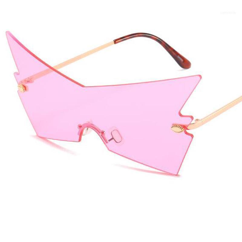 Sunglasses One Piece Design Large Frameless Women Men Cutting Lens Oversized Shades Vintage Plastic Shield Glasses 20211
Sunglasses One Piece Design Large Frameless Women Men Cutting Lens Oversized Shades Vintage Plastic Shield Glasses 20211