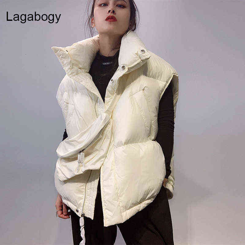 Lagabogy Autumn Winter Women Duck Down Jacket Vest Female Short Thick Warm Coat Windproof Waistcoat With Bag Outwear 211120