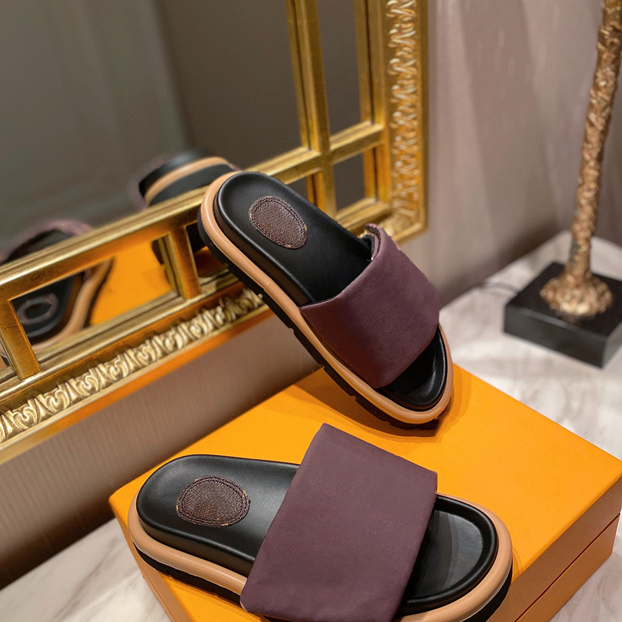 Luxury Brand Sandals Designer Slippers Slides Floral Brocade Genuine Leather Flip Flops Women Shoes Sandal Without Box by newshoe01 00015, #8
Luxury Brand Sandals Designer Slippers Slides Floral Brocade Genuine Leather Flip Flops Women Shoes Sandal Without Box by newshoe01 00015, #8