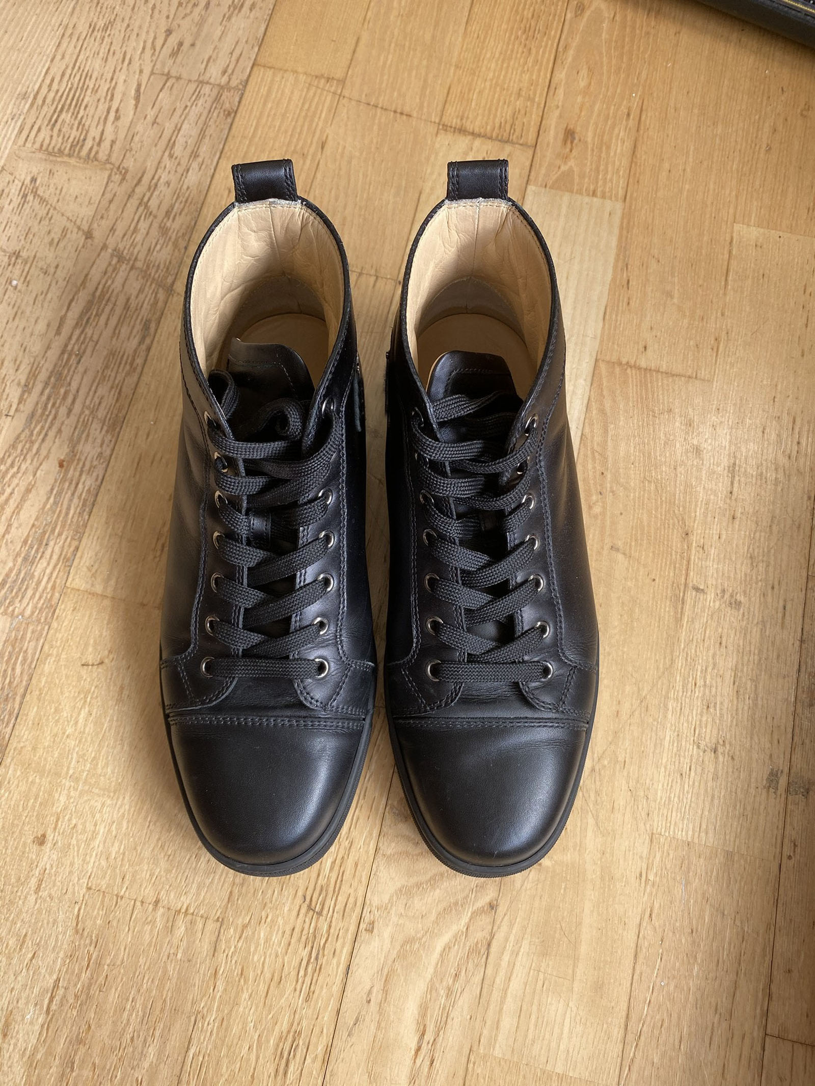 2021s Classic Style Reds Soles Shoe Sneaker Genuine Leather High Top Sneakers Shoes For Women,Men Brand Red Bottom Orlato Flats Men Sports T, Black
2021s Classic Style Reds Soles Shoe Sneaker Genuine Leather High Top Sneakers Shoes For Women,Men Brand Red Bottom Orlato Flats Men Sports T, Black
