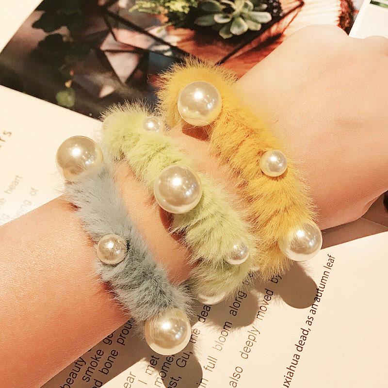 Hair Clips & Barrettes Fashion Women Plush Rubber Bands Elastic Simulated Pearls Holder FS99, Golden;silver
Hair Clips & Barrettes Fashion Women Plush Rubber Bands Elastic Simulated Pearls Holder FS99, Golden;silver