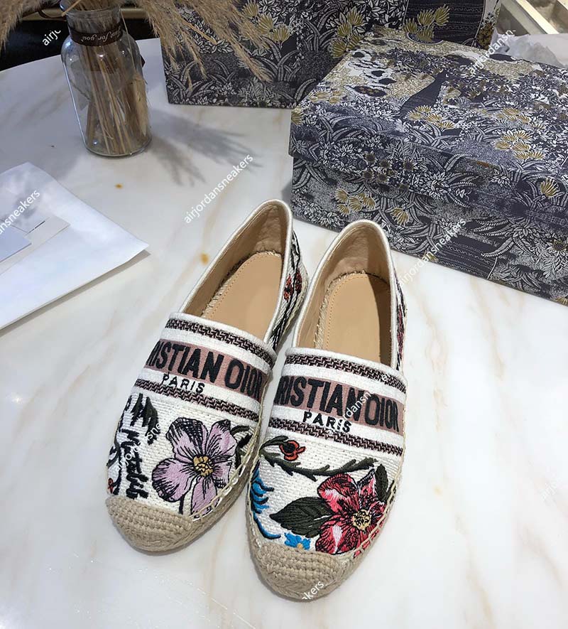Women Hemp Slip 2021 Rosa Mutabilis embroidered fisherman shoes Granville Straw casual Loafers Flats Espadrilles size 35-40, White
Women Hemp Slip 2021 Rosa Mutabilis embroidered fisherman shoes Granville Straw casual Loafers Flats Espadrilles size 35-40, White