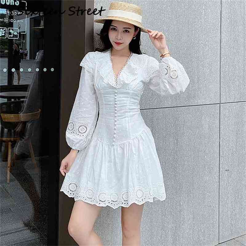 Autumn Woman Dress Lantern Sleeve Floral Embroidery White Solid Ruffle V Neck Mini Dresses Female Runway Design Vestido 210603
Autumn Woman Dress Lantern Sleeve Floral Embroidery White Solid Ruffle V Neck Mini Dresses Female Runway Design Vestido 210603