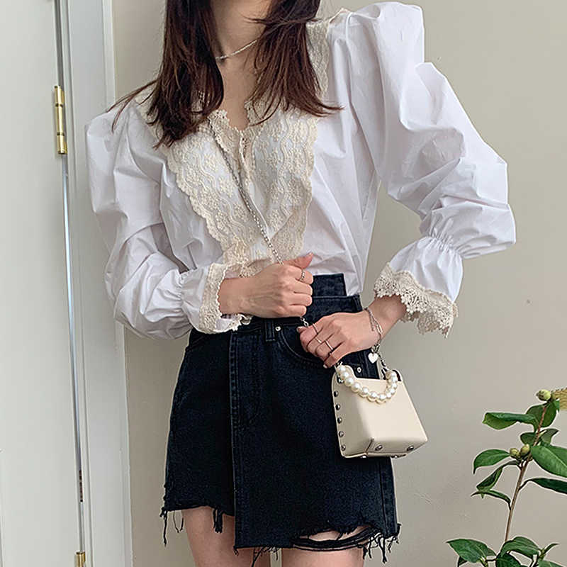 Korejpaa Blouse Women Korean Chic Elegant Soft Blue V-neck Office Lady Lace Hook Stitch Loose Single Breasted Puff Sleeve Shirt 210526