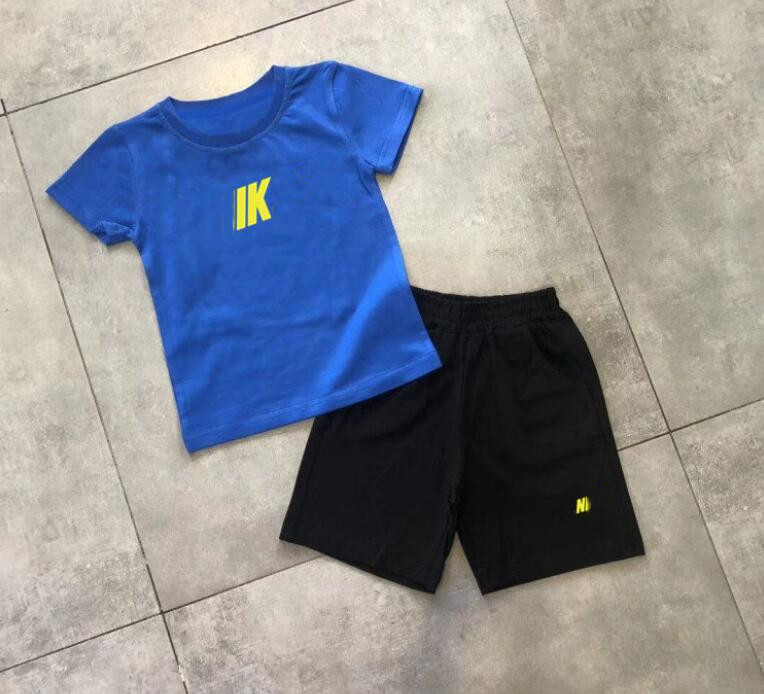 Summer Clothing Sets Boys T-Shirt Yellow Letter Printing Designer Kids Clothes Girl Sports Two-piece Round Neck Short sleeve Pants 2-7 Years, White
Summer Clothing Sets Boys T-Shirt Yellow Letter Printing Designer Kids Clothes Girl Sports Two-piece Round Neck Short sleeve Pants 2-7 Years, White