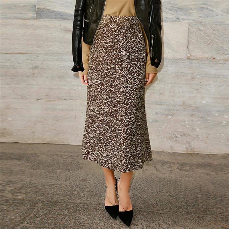 Skirts Women Fashion High Waist Printting Mid-calf Lengt Skirt All-match Woman Clothing Lady Casual Thicken Autumn Outside, Beige
Skirts Women Fashion High Waist Printting Mid-calf Lengt Skirt All-match Woman Clothing Lady Casual Thicken Autumn Outside, Beige