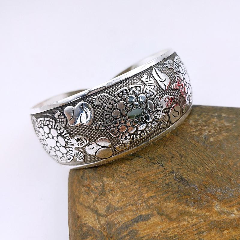 Bangle Personality Elephant Tibetan Tibet Bracelet Carved Cuff Silver Bohemian Adjustable Vintage, Black
Bangle Personality Elephant Tibetan Tibet Bracelet Carved Cuff Silver Bohemian Adjustable Vintage, Black