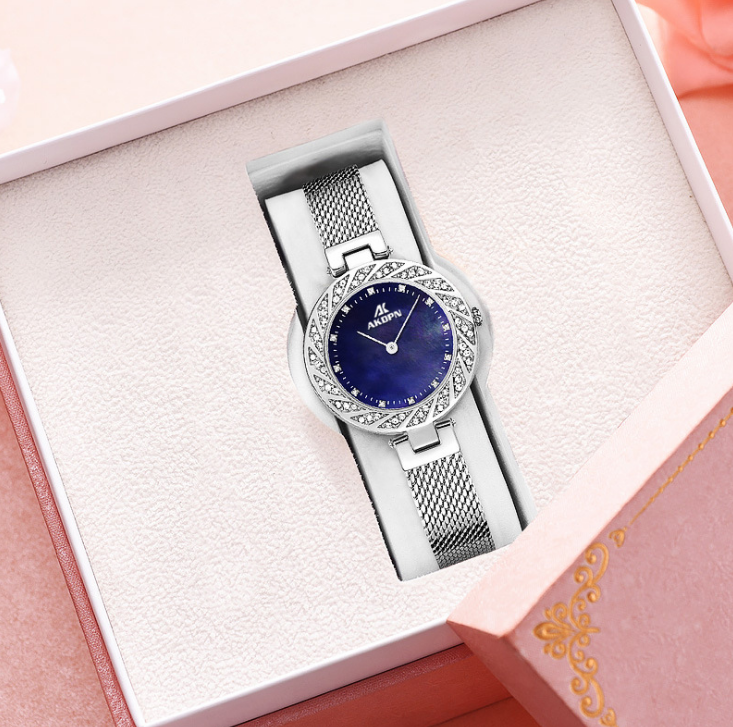 Diamond Goddess Luminous Quartz Womens Watch Mesh Belt Wear Resistant Ladies Wrist Watches Nature Beauty Exquisite Present, No send watch for shipping
Diamond Goddess Luminous Quartz Womens Watch Mesh Belt Wear Resistant Ladies Wrist Watches Nature Beauty Exquisite Present, No send watch for shipping