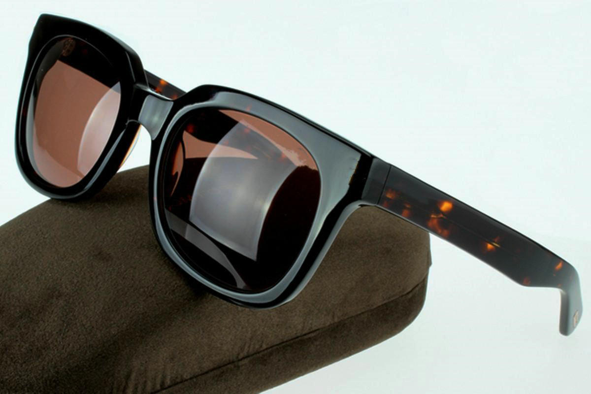 top qualtiy New Fashion 211 Tom Sunglasses For Man Woman Erika Byewear Black Brown ford Designer Brand Eye Glasses Girls Love Sunglass
top qualtiy New Fashion 211 Tom Sunglasses For Man Woman Erika Byewear Black Brown ford Designer Brand Eye Glasses Girls Love Sunglass