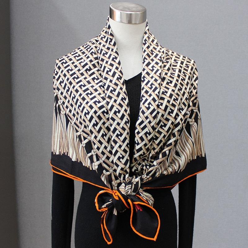 Scarves High-end Elegant Women's OL Style Woven Pattern Double-sided Printed Quality Silk Wool Hand-rolled Edge Warm Scarf Shawl Wrap
Scarves High-end Elegant Women's OL Style Woven Pattern Double-sided Printed Quality Silk Wool Hand-rolled Edge Warm Scarf Shawl Wrap