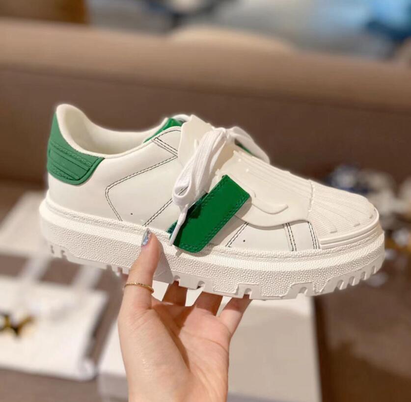 D Classic fashion shell shoes Flats Shoe For Women Leather Solid Sneakers lady lace-up Casual Sneaker With LOGO Box Dust Bag high quality 41, Black
D Classic fashion shell shoes Flats Shoe For Women Leather Solid Sneakers lady lace-up Casual Sneaker With LOGO Box Dust Bag high quality 41, Black