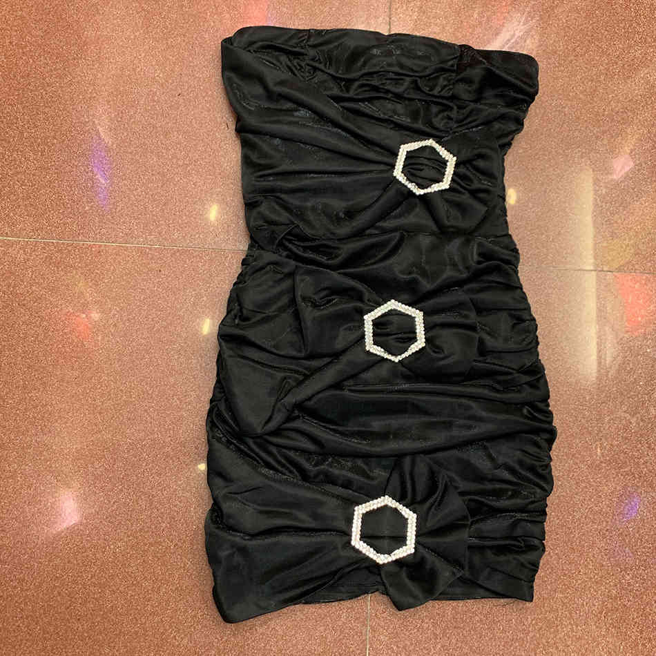 Free Summer Sexy Wrapped Chest Halter Dress Women's Diamond Button Sleeveless Bodycon Draping Club Party Vestidos 210524