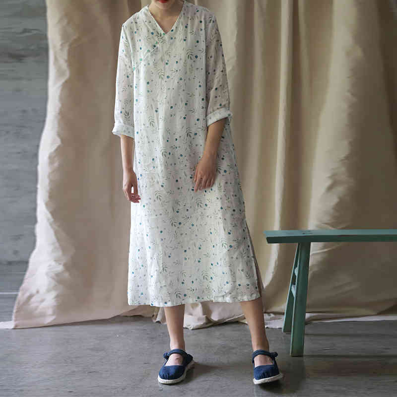 Johnature Vintage Print A-line Summer Dress Regular Full Sleeve Casual Mid-calf V-neck Chinese Style Linen Women Dress 210521, White
Johnature Vintage Print A-line Summer Dress Regular Full Sleeve Casual Mid-calf V-neck Chinese Style Linen Women Dress 210521, White
