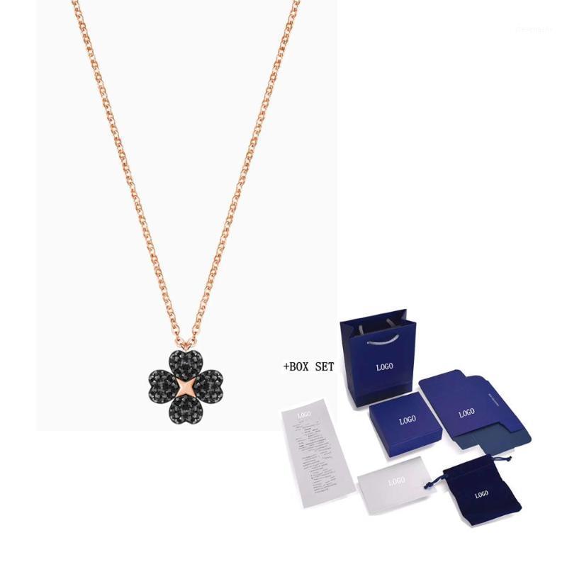 Fashion Jewelry SWA LATISHA FLOWER Pendant Shape Black And White Petal Rose Gold Chain Women Luxury Gift Chains
Fashion Jewelry SWA LATISHA FLOWER Pendant Shape Black And White Petal Rose Gold Chain Women Luxury Gift Chains
