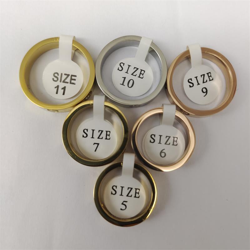 Gold love Ring Titanium Steel Wedding Band rings for women Luxury Zirconia Engagement Silver Rose men Wholesales factories price jewelry 316L size 5-11
Gold love Ring Titanium Steel Wedding Band rings for women Luxury Zirconia Engagement Silver Rose men Wholesales factories price jewelry 316L size 5-11