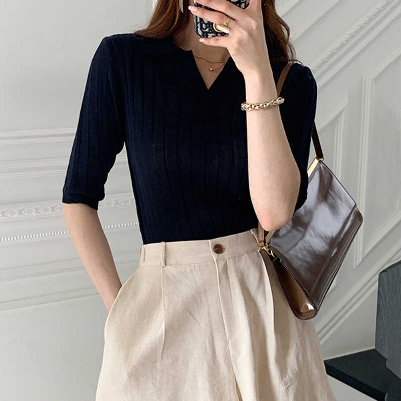 Korejpaa Women T-Shirt Summer Korean Temperament Lapel Pit Strip Texture Slim Thin Shoulder Pads Five-Point Sleeve Knit Top 210526