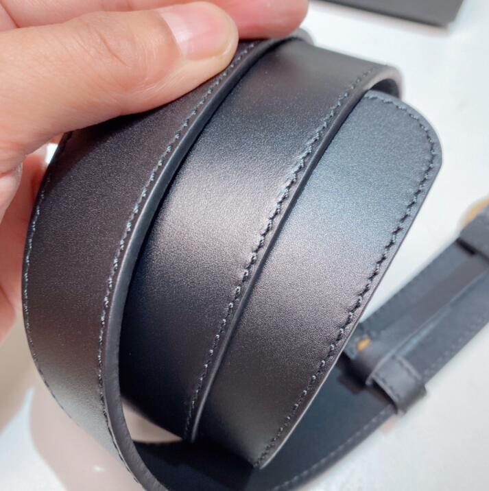 AAAAA Designer Belts Luxury Men Classic fashion casual letter smooth buckle womens mens leather belt with box
AAAAA Designer Belts Luxury Men Classic fashion casual letter smooth buckle womens mens leather belt with box