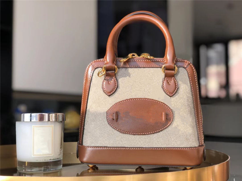 Handbags Large Tote Luxurys Designers Bags Womens 2021 EFFINI High Guality Genuine Real Leather Handbag Purses Female Fashion Crossbody Shoulder Bag with, Box
Handbags Large Tote Luxurys Designers Bags Womens 2021 EFFINI High Guality Genuine Real Leather Handbag Purses Female Fashion Crossbody Shoulder Bag with, Box