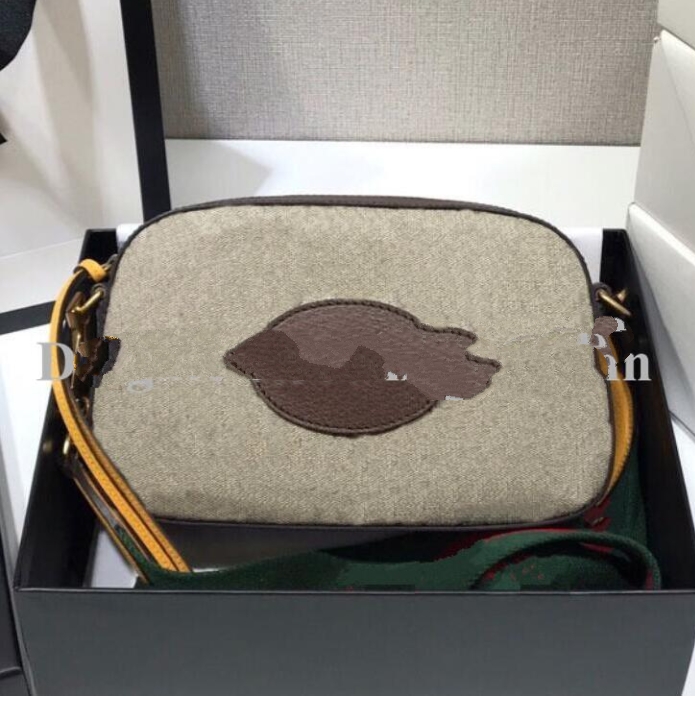 2021 Woman Shoulder bag Handbag Original box date code serial number Purse High quality Cross body messenger bag, Brown
2021 Woman Shoulder bag Handbag Original box date code serial number Purse High quality Cross body messenger bag, Brown