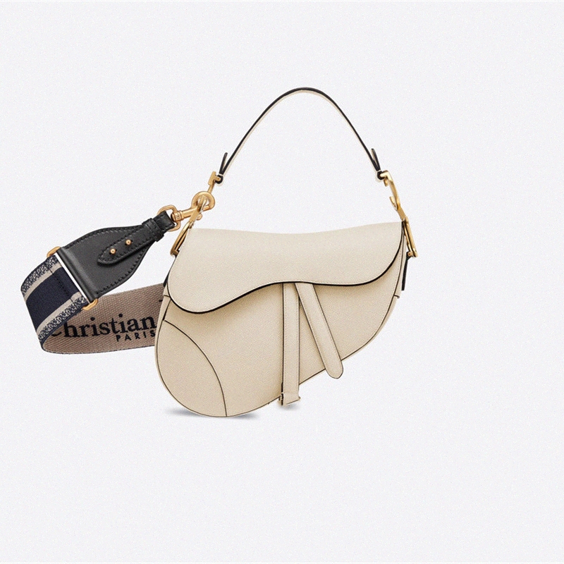 luxurys designers bags handbags lady Genuine leather saddle handbag high quality superior with letters shoulder G6I5#
luxurys designers bags handbags lady Genuine leather saddle handbag high quality superior with letters shoulder G6I5#