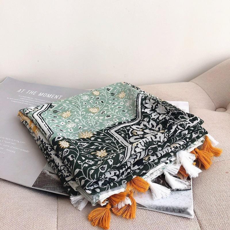 Scarves 2021 Luxury Spring And Autumn Women Print Silk Cotton Linen Scarf Seaside Sunscreen Fashion Quality Shawl, Blue;gray
Scarves 2021 Luxury Spring And Autumn Women Print Silk Cotton Linen Scarf Seaside Sunscreen Fashion Quality Shawl, Blue;gray