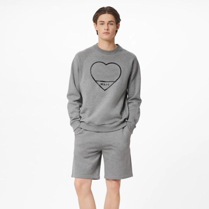 European Made in France Paris Classic Letter heart-shaped Printed hoodies Luxury Fashion Men Women Spring Autumn Crewneck High Street Pullover Sweatshirts, Gray
European Made in France Paris Classic Letter heart-shaped Printed hoodies Luxury Fashion Men Women Spring Autumn Crewneck High Street Pullover Sweatshirts, Gray
